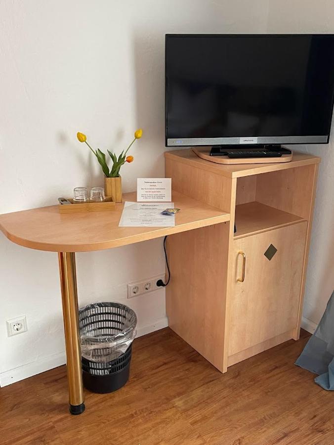 Zum Schwanen Garni Hotel Buggingen Екстериор снимка
